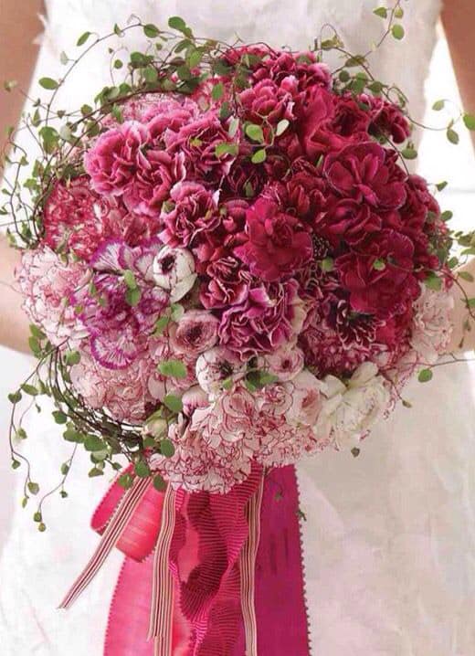 bouquet wedding garofani sposa