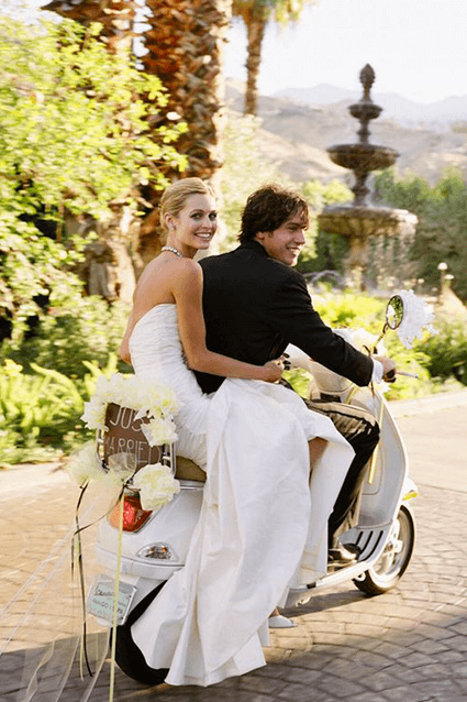 matrimonio sposa in scooter